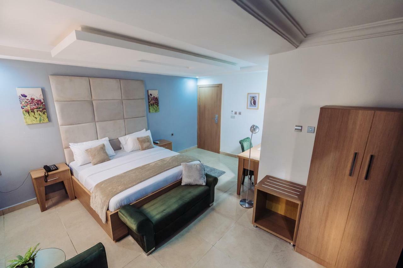 Tranquil Mews Hotel Jabi Bagian luar foto