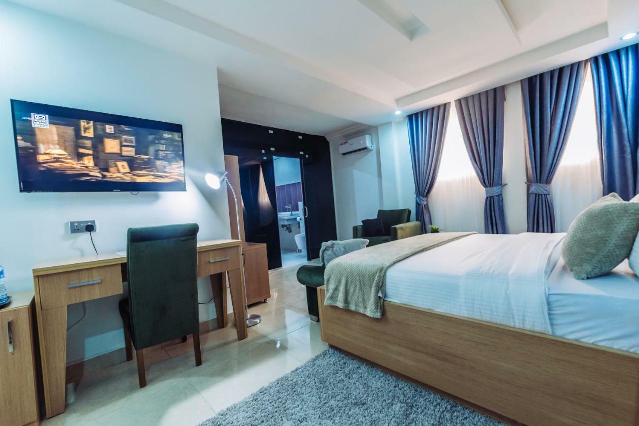Tranquil Mews Hotel Jabi Bagian luar foto