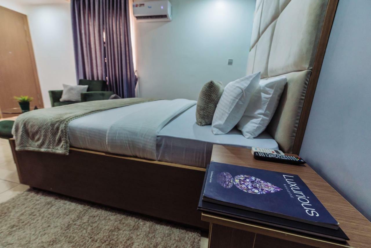 Tranquil Mews Hotel Jabi Bagian luar foto