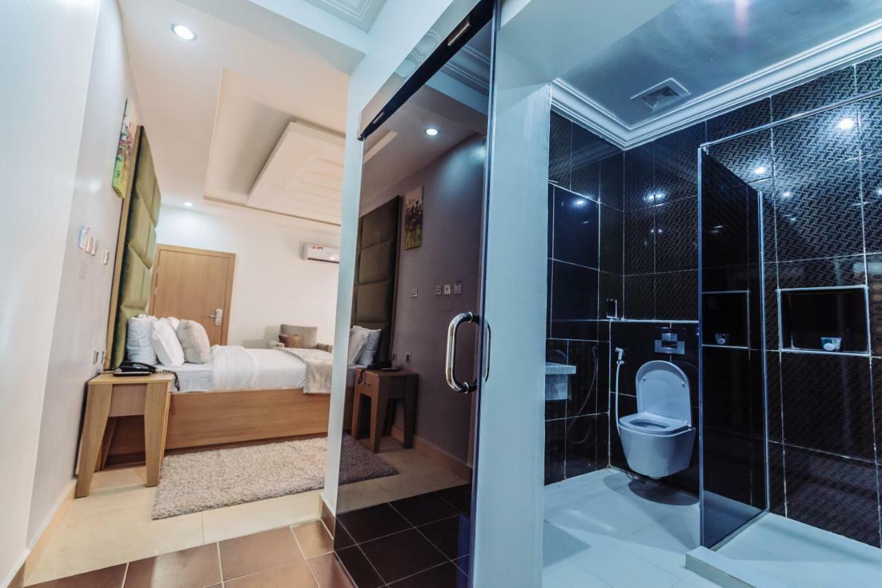 Tranquil Mews Hotel Jabi Bagian luar foto